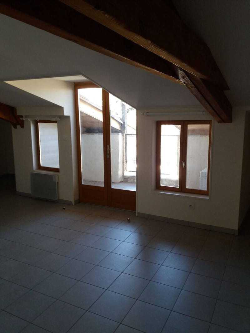 Appartement Route de Beaumont de Lomagne à Castéron