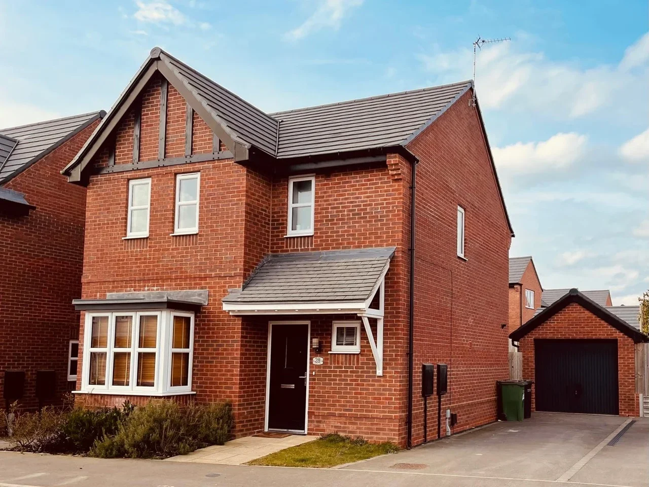 House Weston Rise in Oadby and Wigston