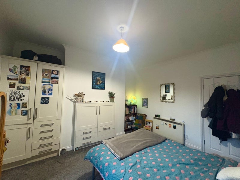 Room Wilbraham Road in Manchester