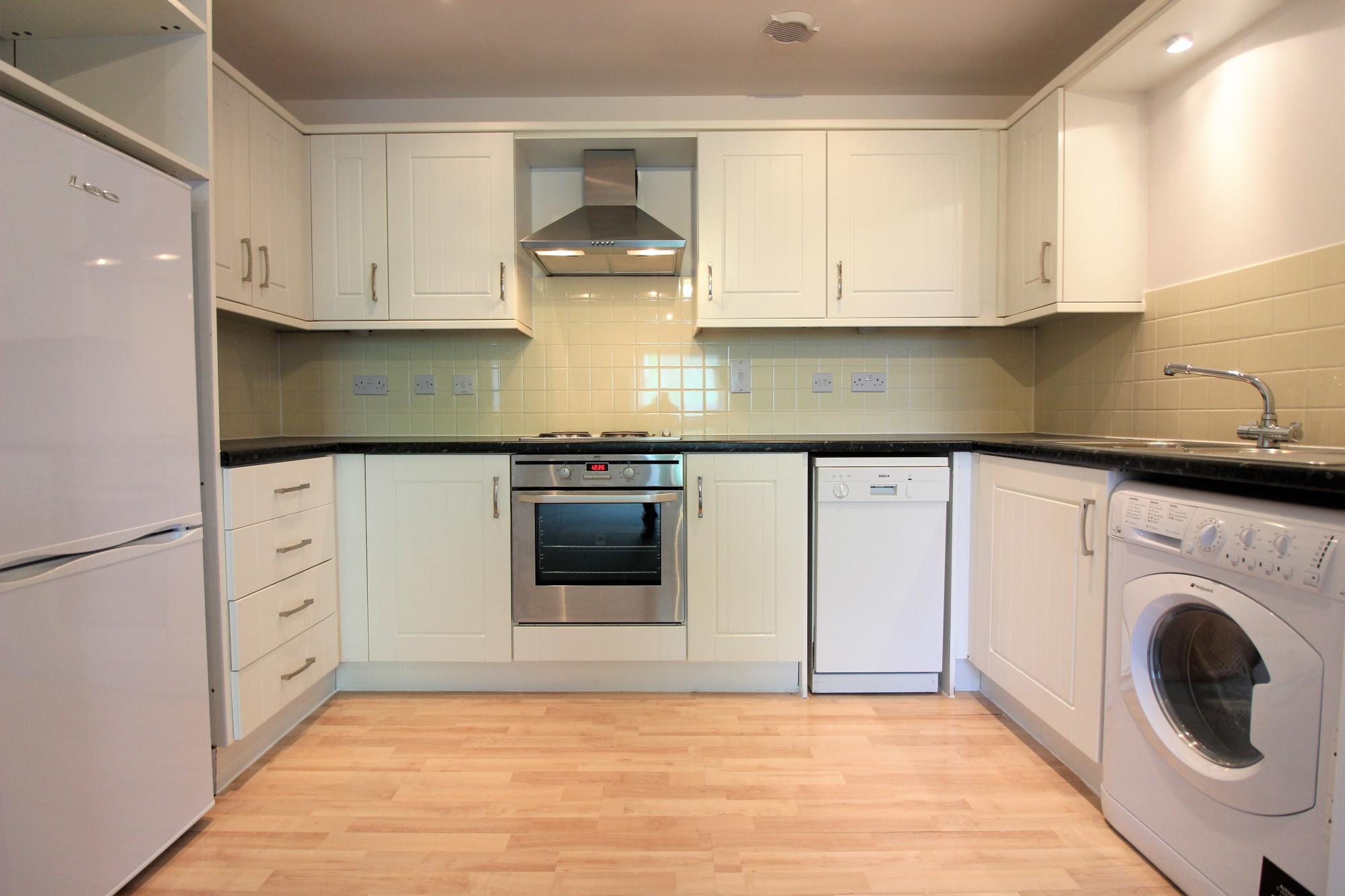 Flat Pool Close in Walton on Thames