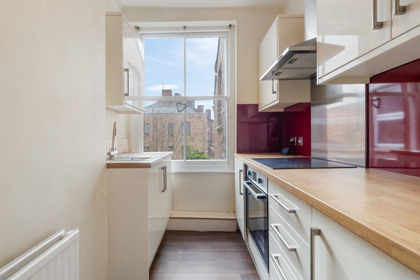 Flat Birnam Road in Greater London