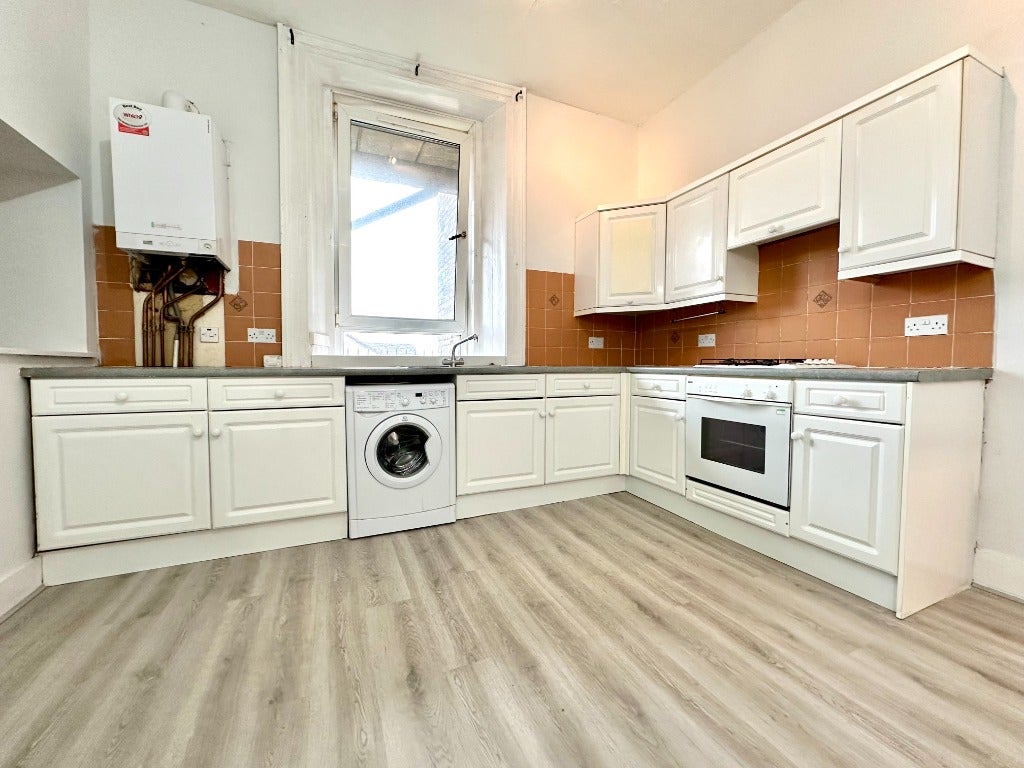 Flat Ramsay Place in City of Edinburgh