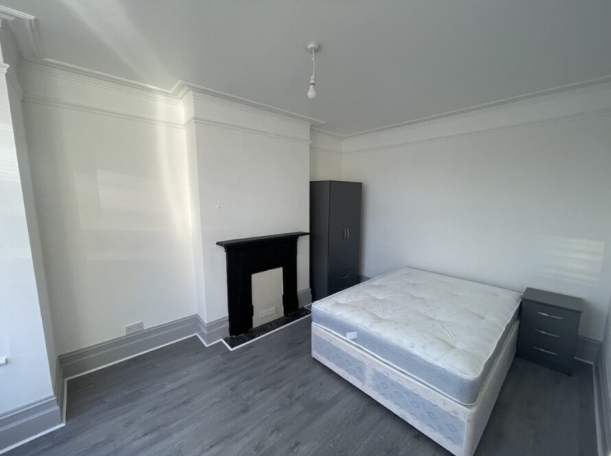 Room Sturry Road in Canterbury