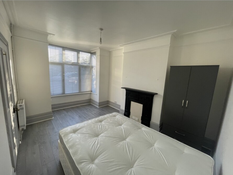 Room Sturry Road in Canterbury