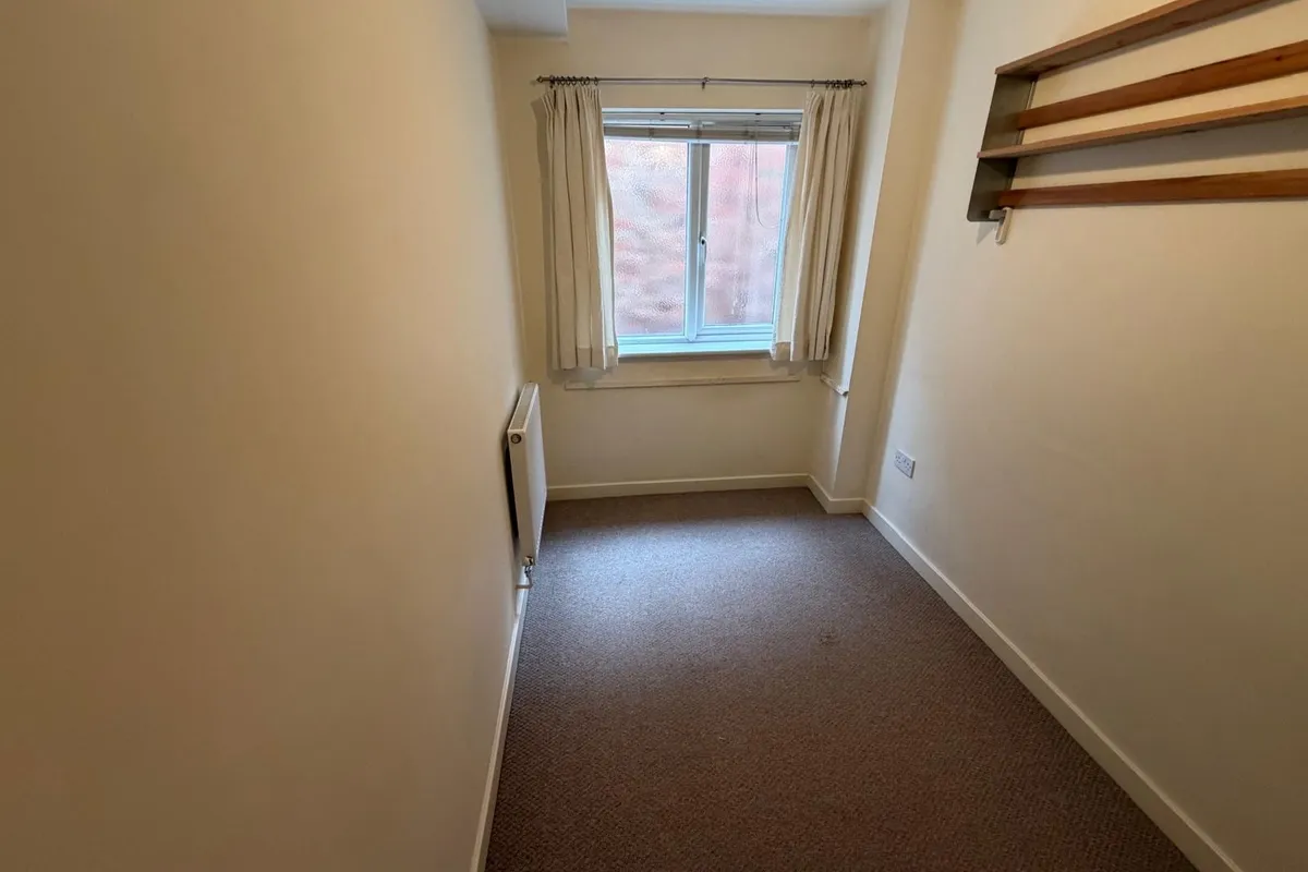 Flat Weedon Road in Northampton