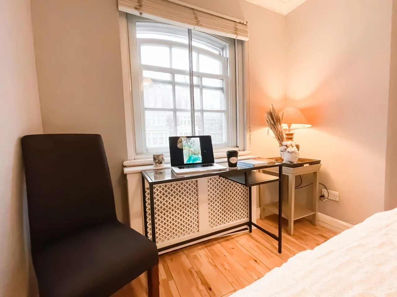 Room Saint Michael's Street in City of Westminster