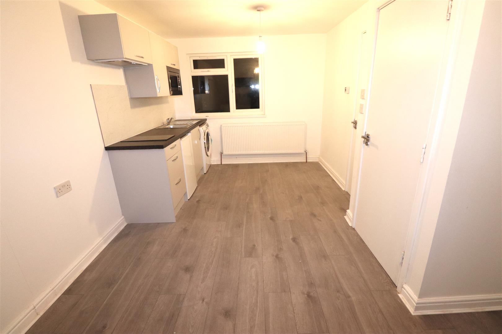 Flat Shaftesbury Avenue in Greater London
