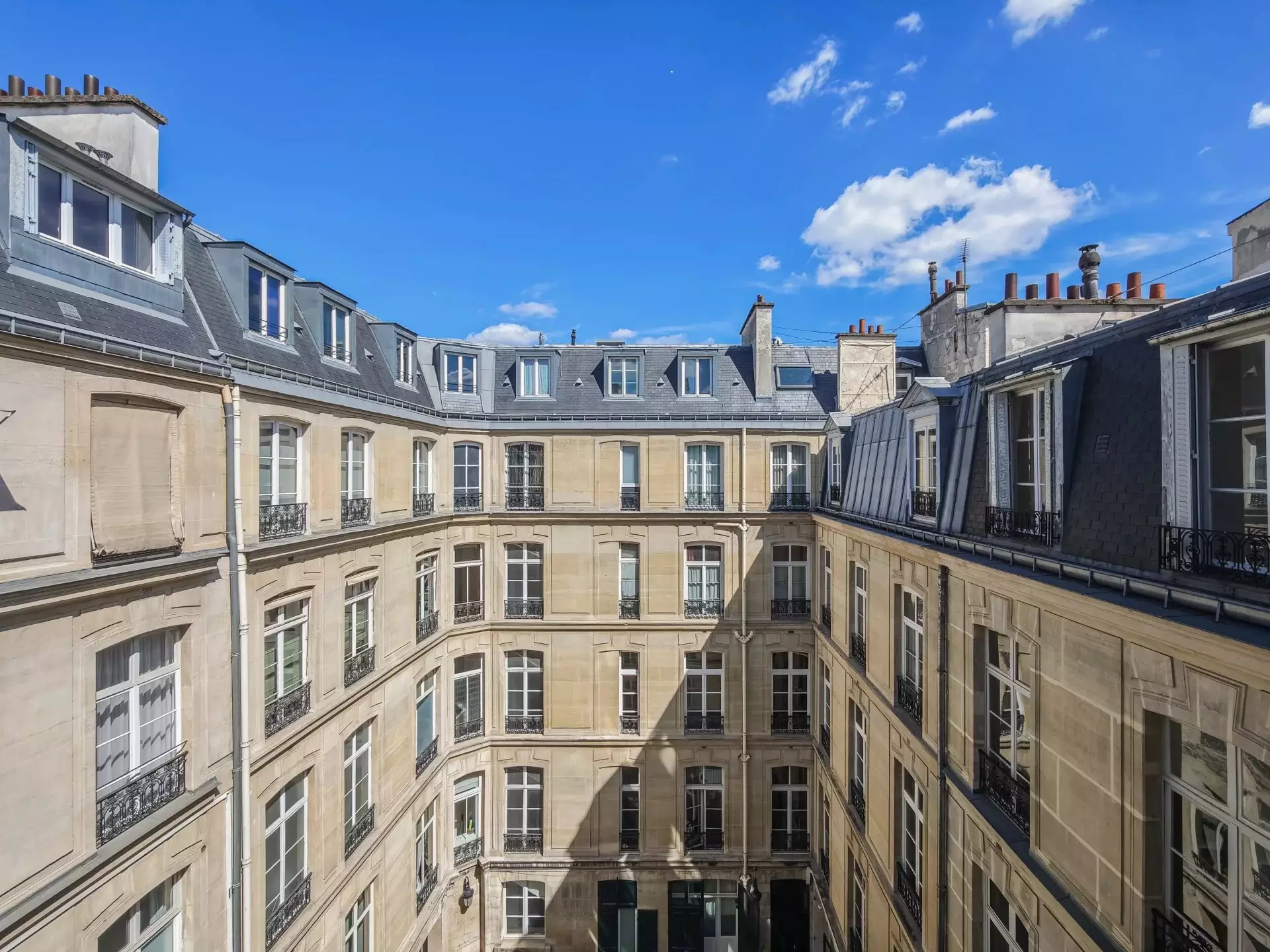 Appartement Rue Lincoln à Paris