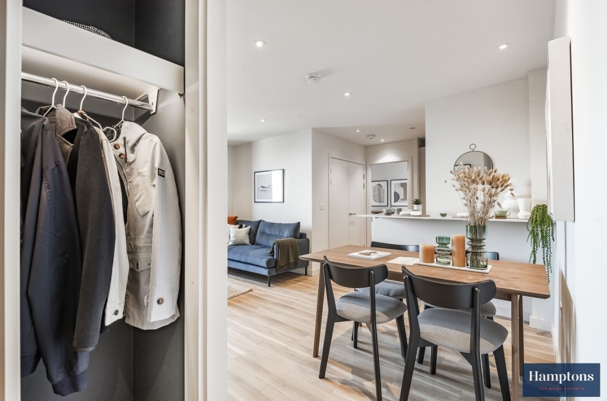 Flat George Street in Greater London