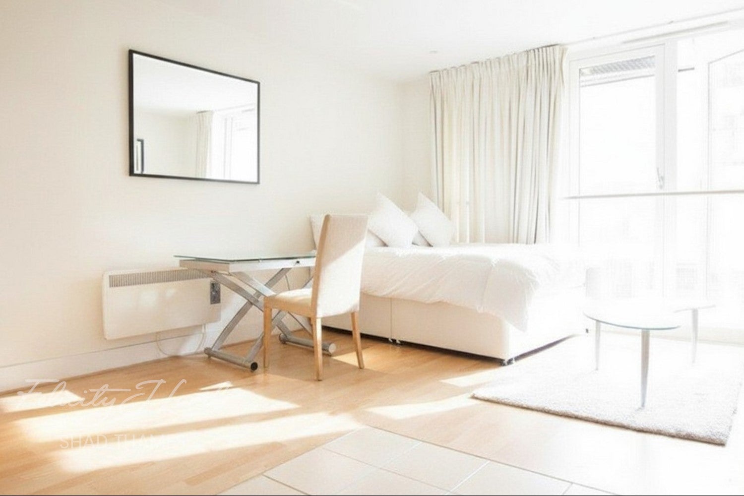 Flat George Row in Greater London