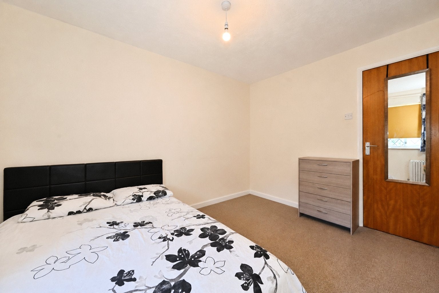 House Statham Court in Binfield