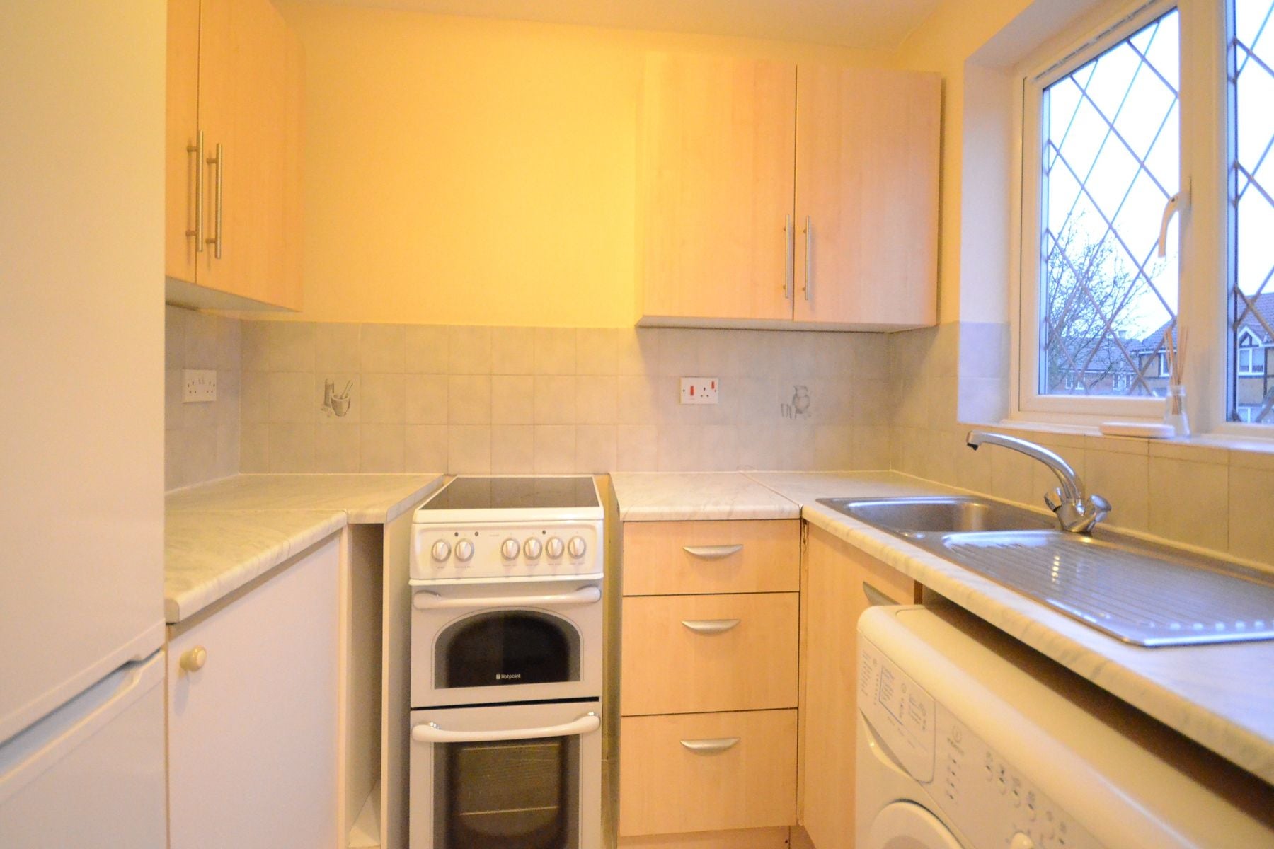 House Statham Court in Binfield
