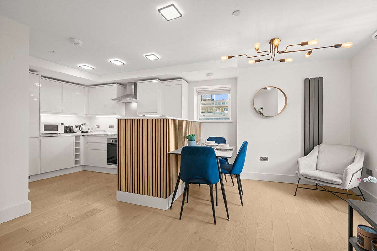 Flat Leather Lane in Greater London