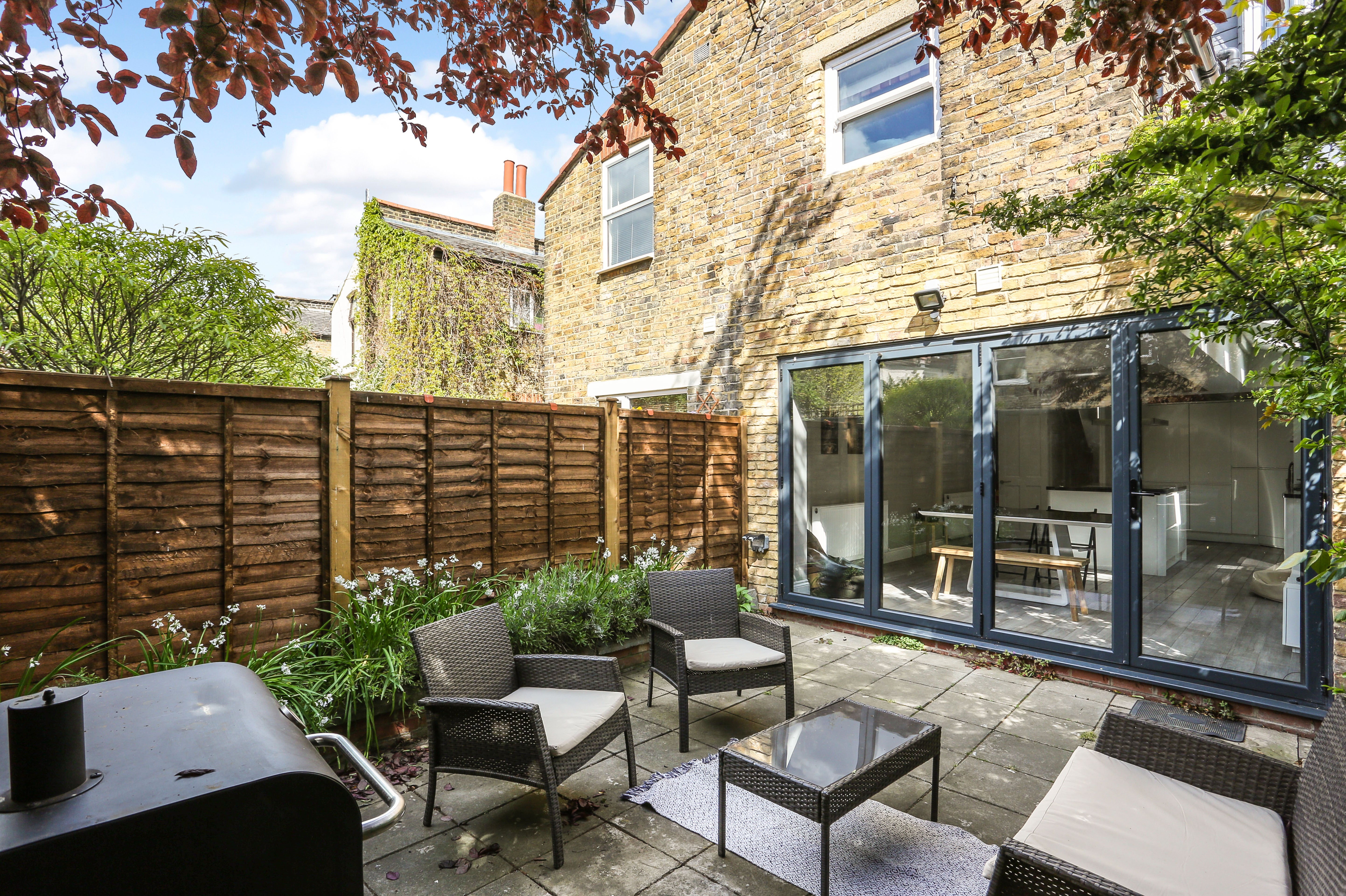 House Brathway Road in Greater London