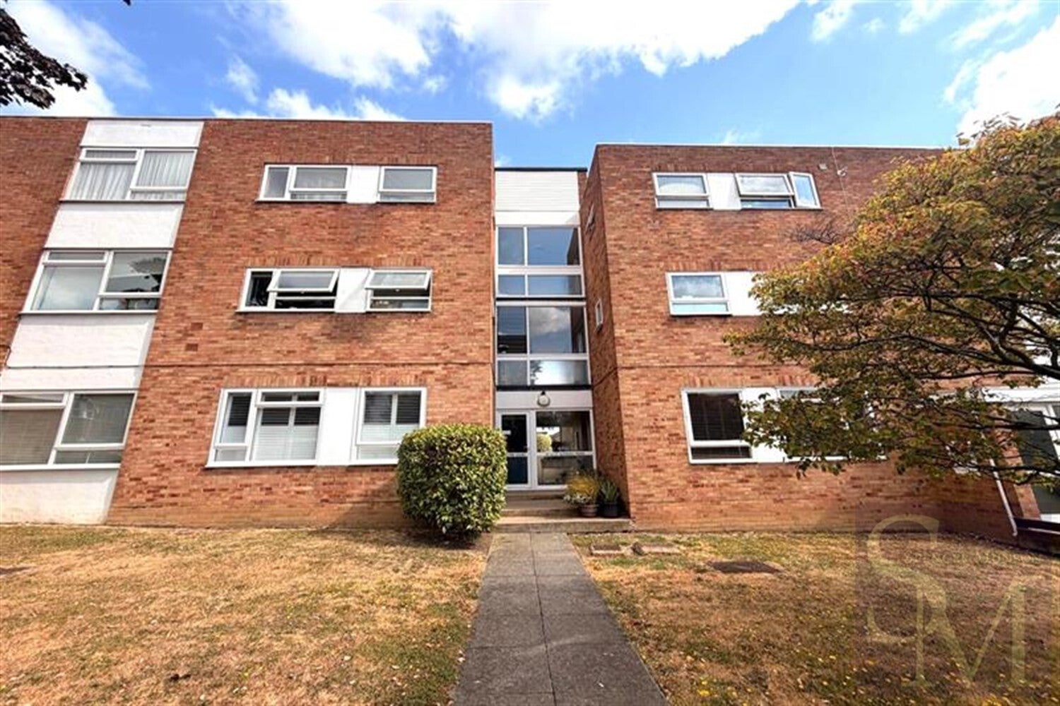 Flat Glengall Road in Greater London