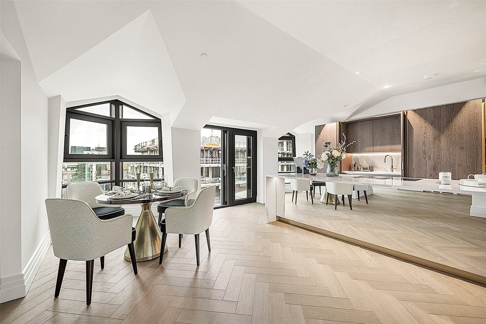 Flat Kensington Gardens Square in City of Westminster