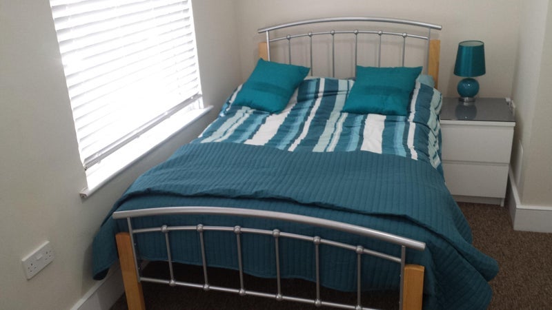 Room High Road Leytonstone in Greater London