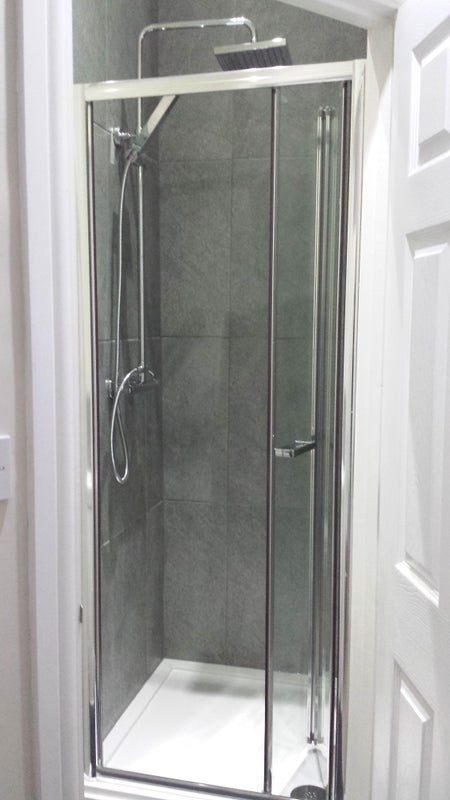Room High Road Leytonstone in Greater London