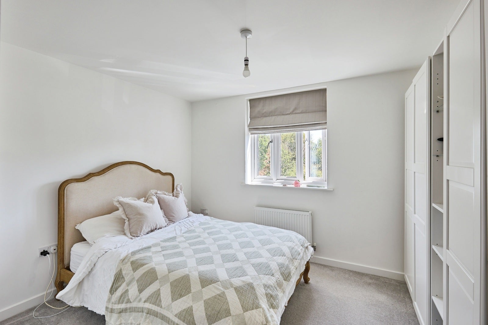 Flat Beechey Place in Wokingham