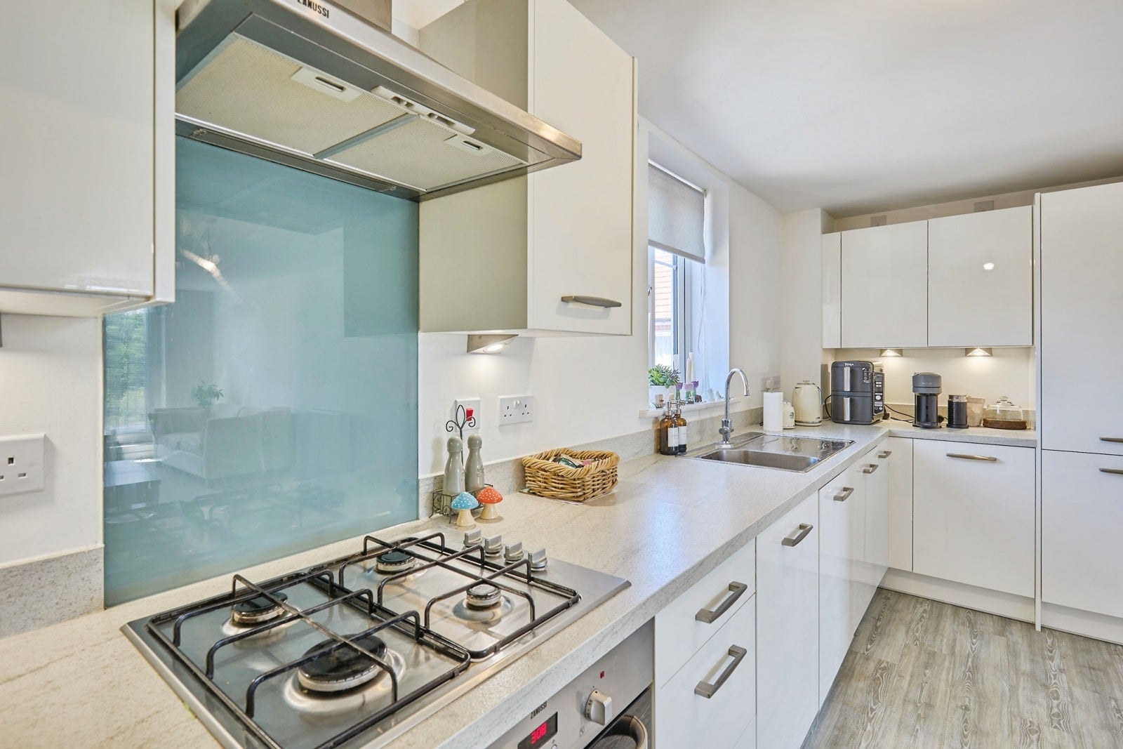 Flat Beechey Place in Wokingham