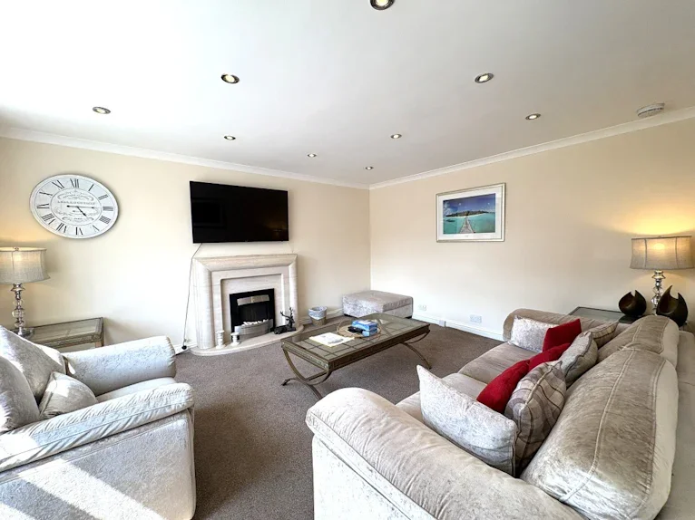 House Coll Gardens in Dreghorn