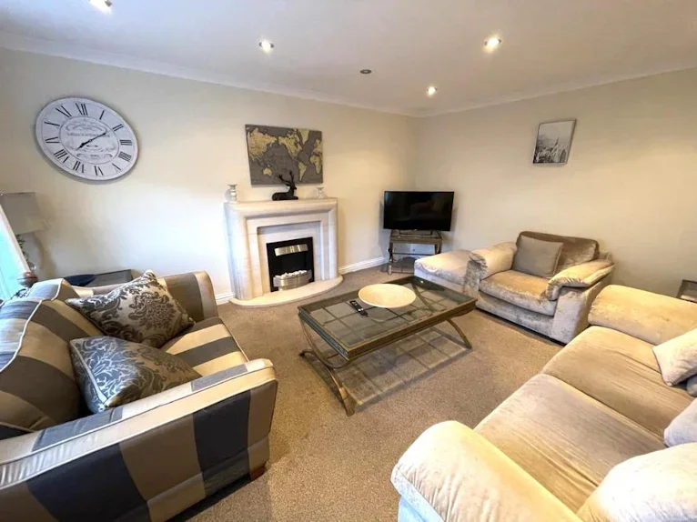 House Coll Gardens in Dreghorn