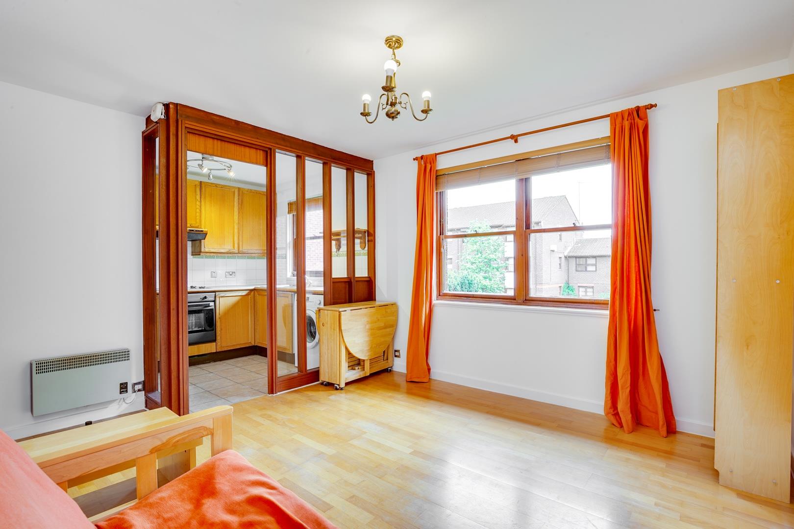 Flat Mayfield Road in Pontypridd