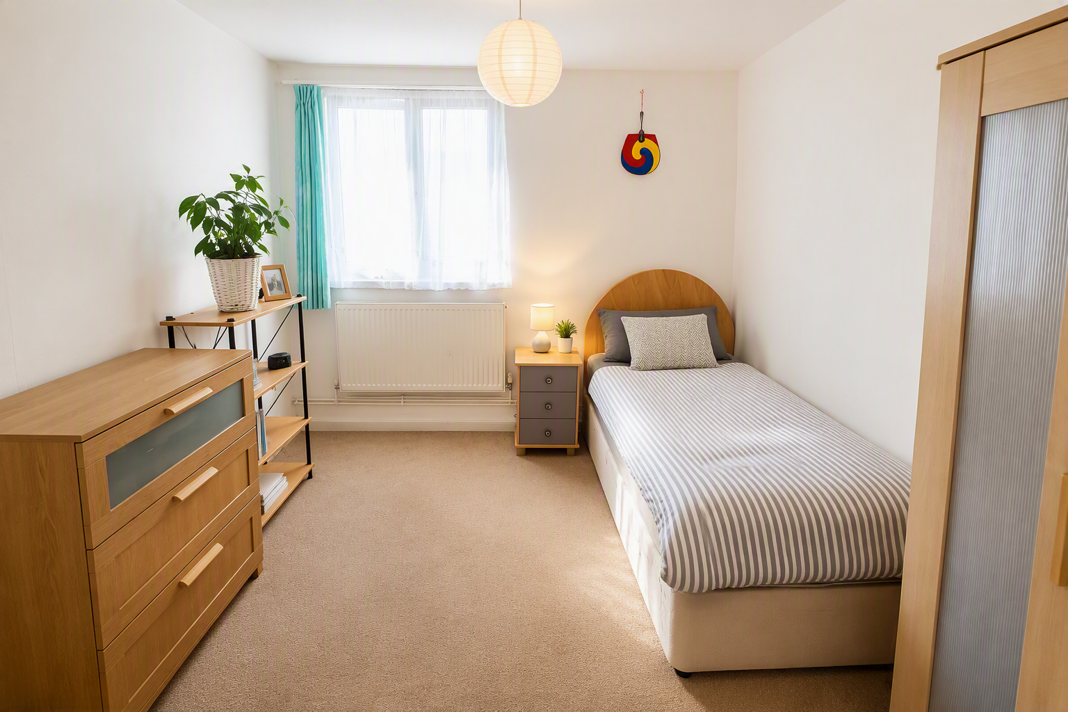 Flat Summerwood Road in Greater London