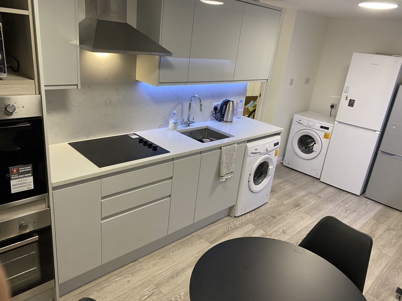 Room Wolseley Road in Greater London