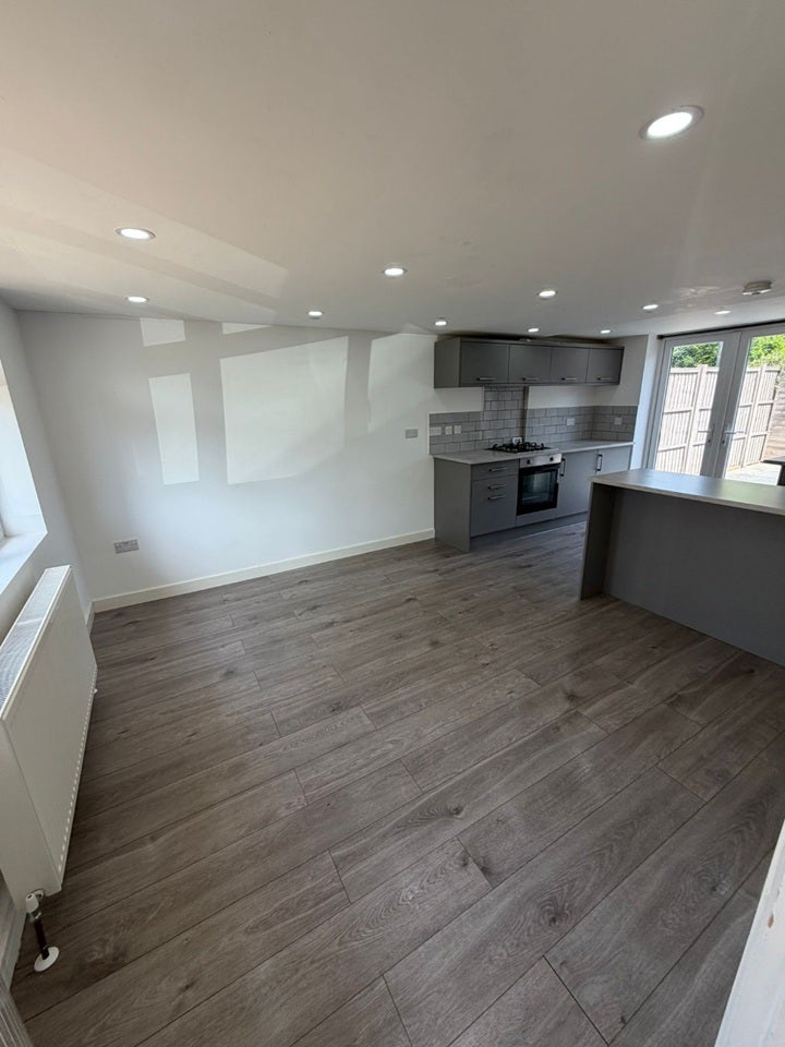 House Perrylands in Mole Valley