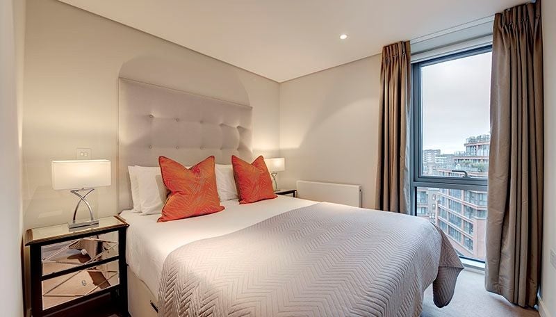 Flat Merchant Square in City of Westminster