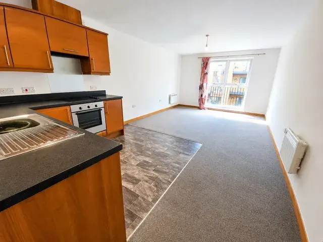Flat Kenway in Southend-on-Sea