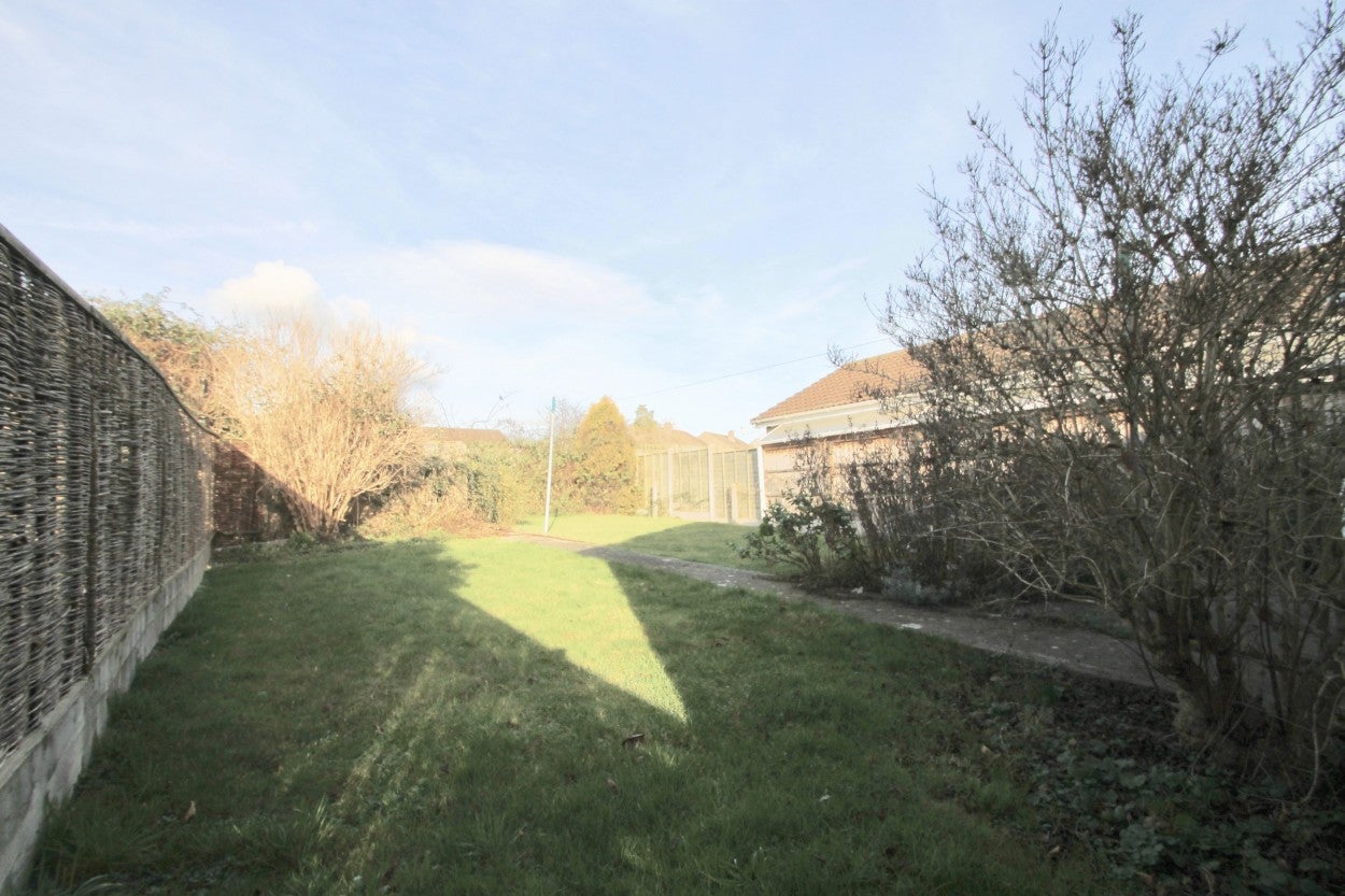 House Mullins Close in Wells