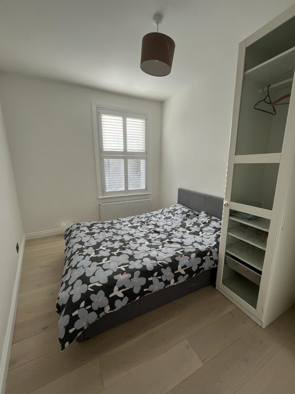 Room Forest Side in Greater London
