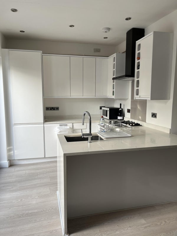 Room Forest Side in Greater London