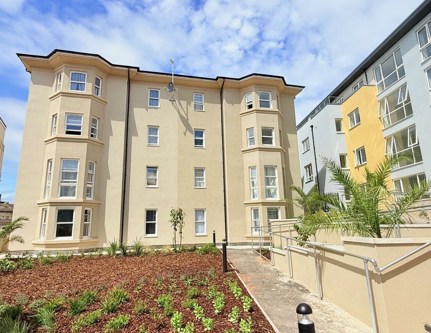 Flat Madeira Road in Weston-super-Mare