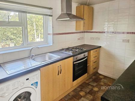 Flat Stafford Avenue in Slough