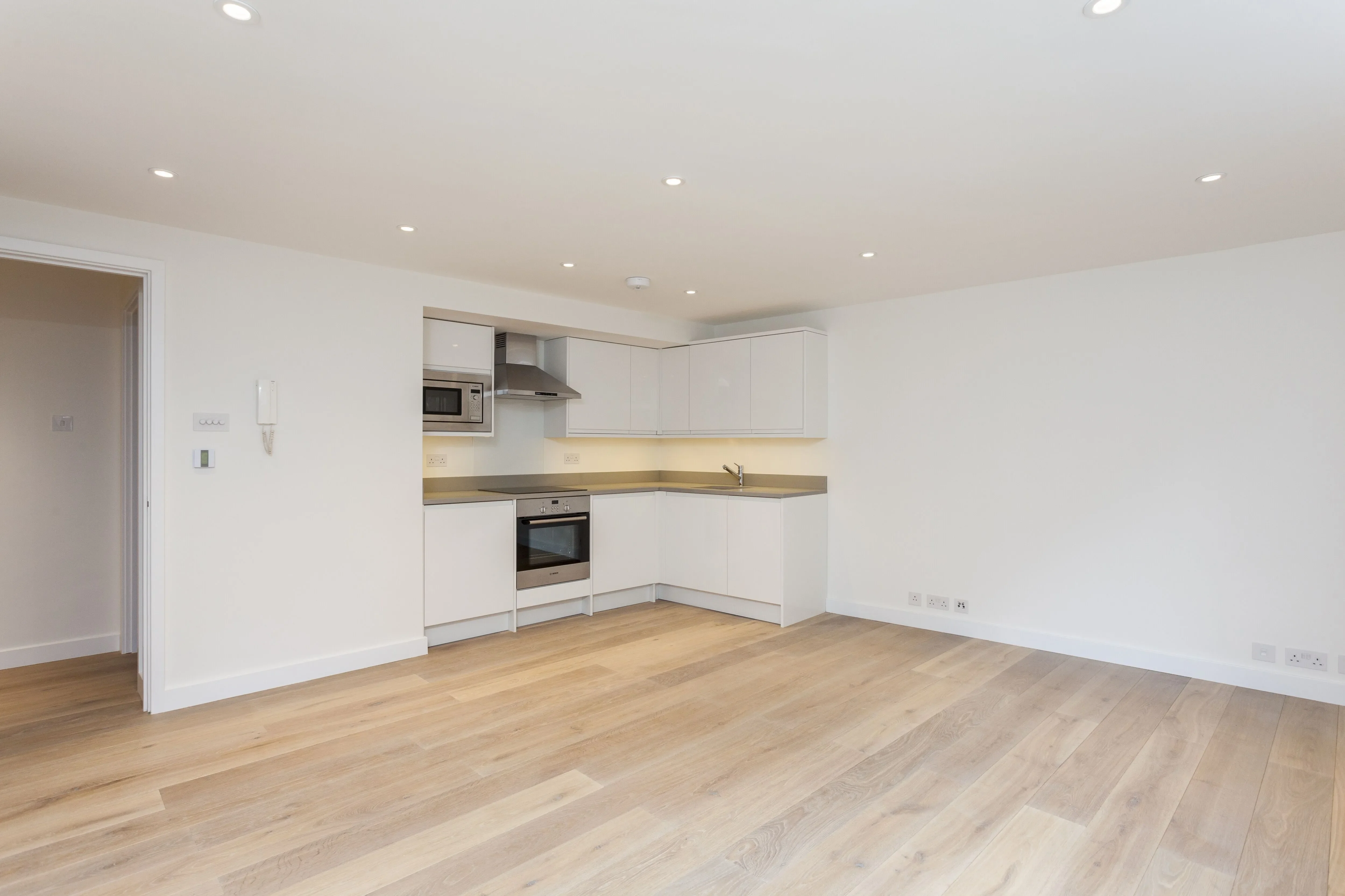 Flat Upper St Martin's Lane in City of Westminster