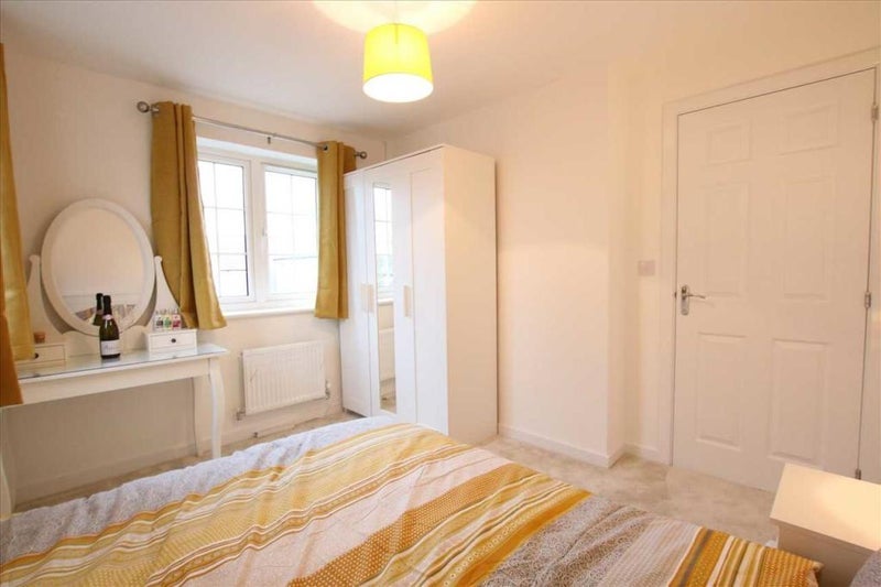 Room Hestia Close in Keynsham