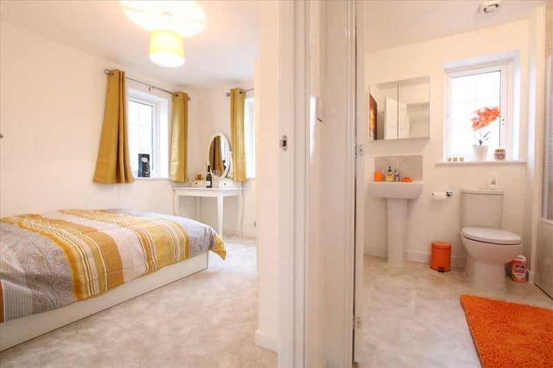 Room Hestia Close in Keynsham