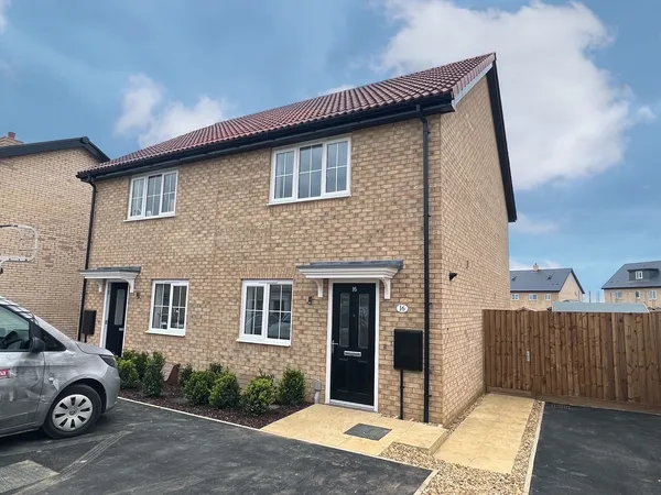 House Meadowsweet Way in Ely