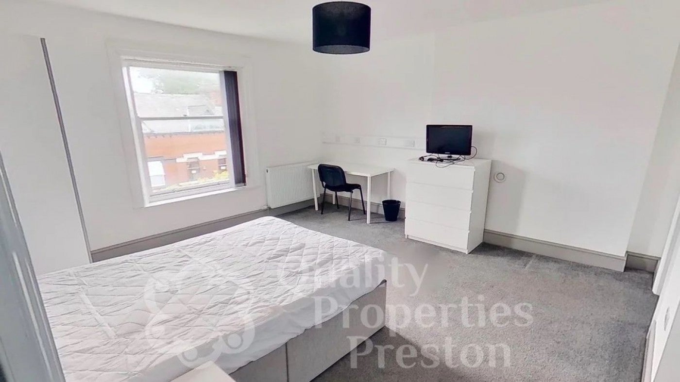 Flat Stanley Terrace in Preston