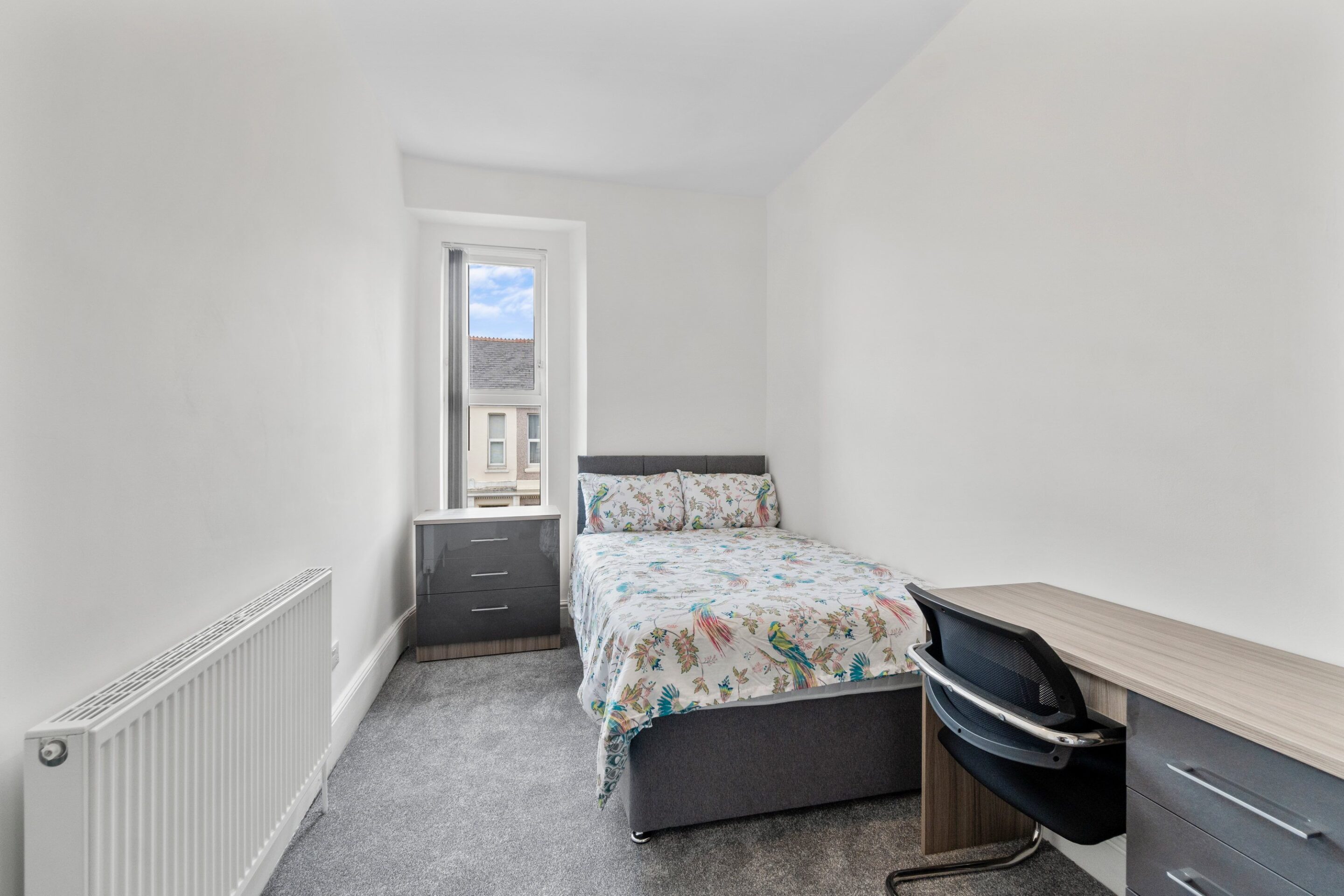 Room Baring Street in Plymouth