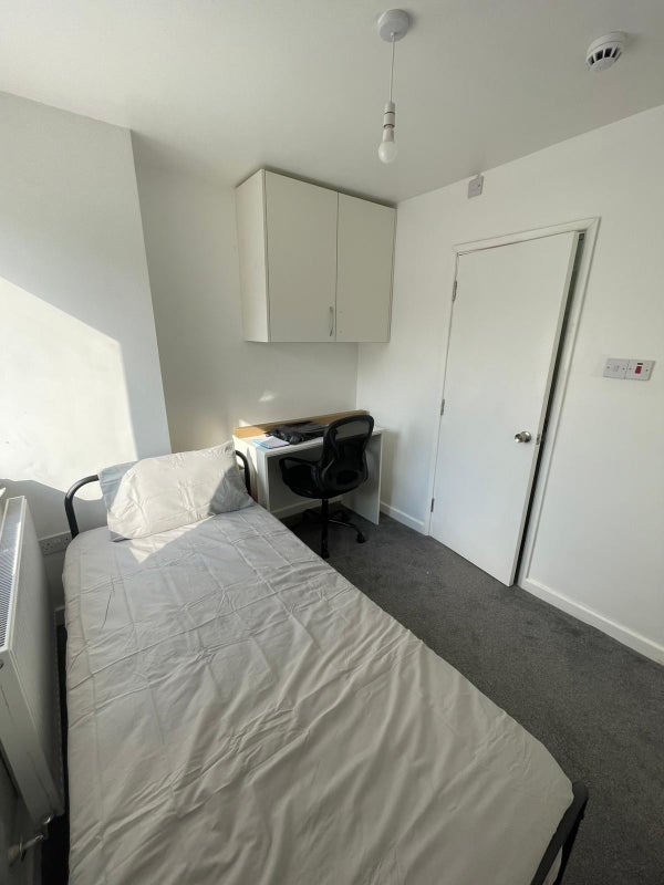 Room Flecknose Street in Coventry