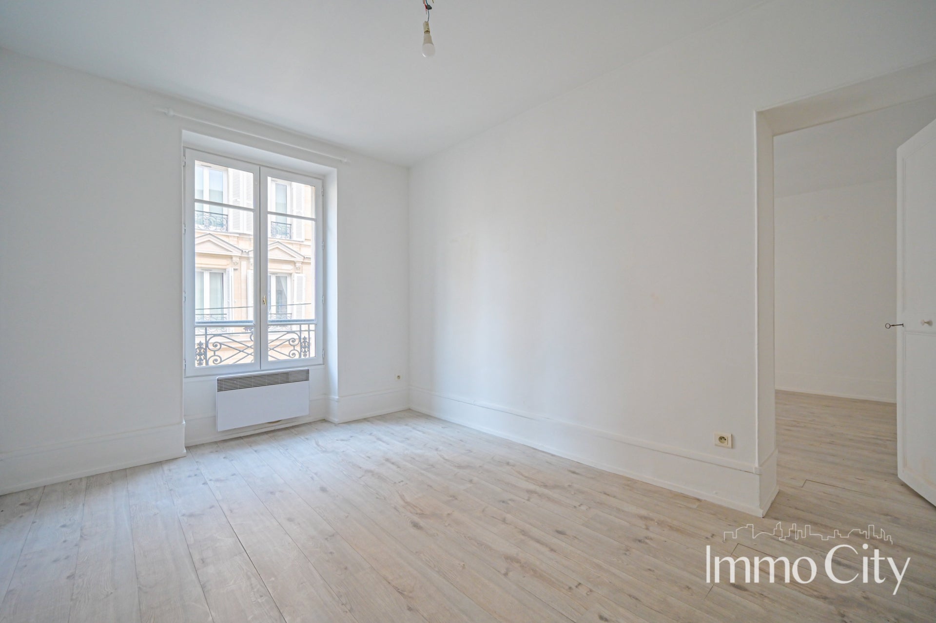 Appartement Rue Rennequin à Paris