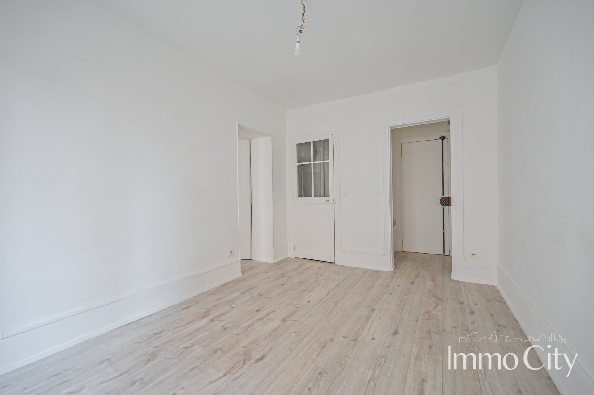 Appartement Rue Rennequin à Paris