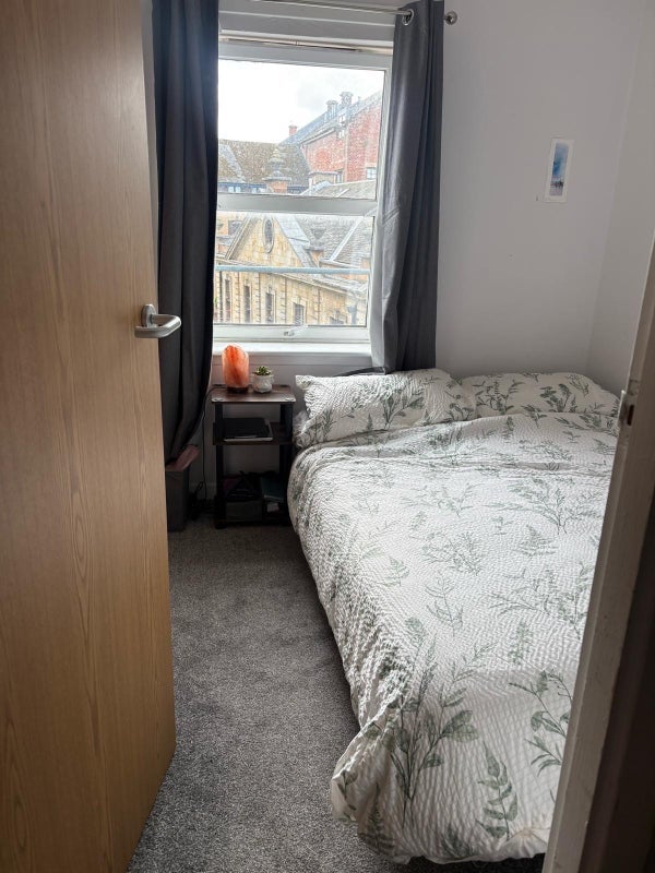 Room Greendyke Street in Glasgow