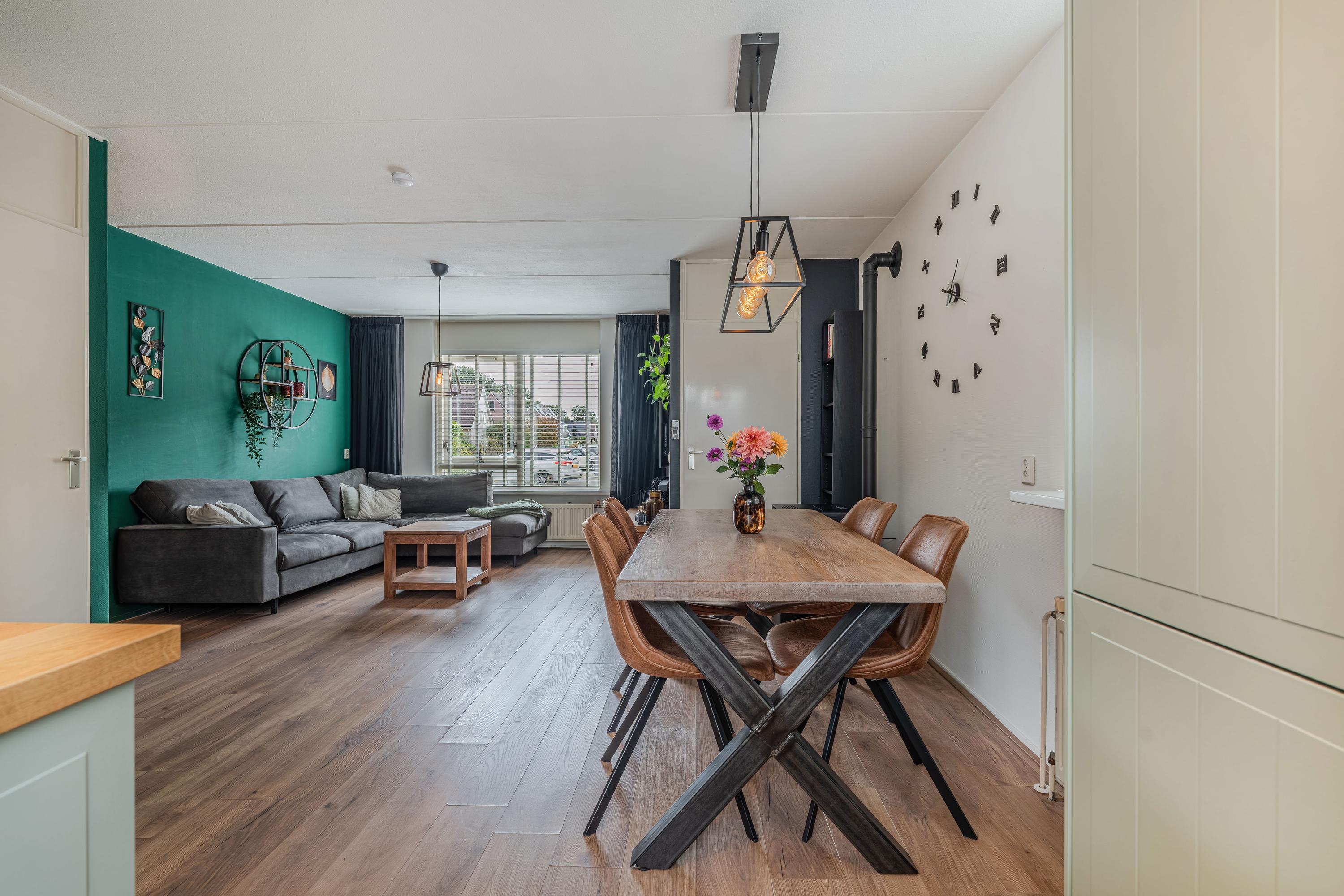Hoekwoning te koop: Ir. C.A. Kloosterhuisstraat 11, Willemsoord