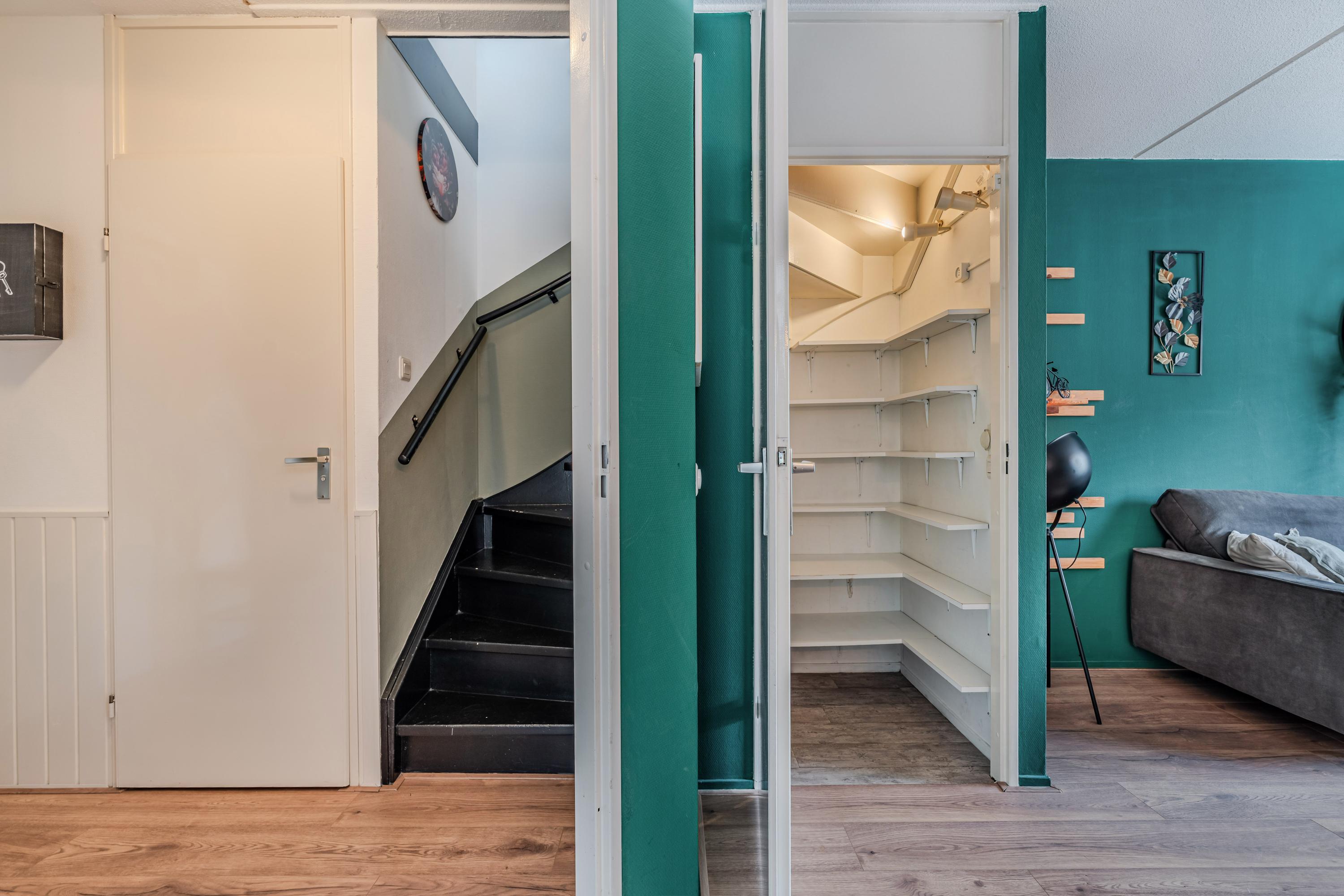 Hoekwoning te koop: Ir. C.A. Kloosterhuisstraat 11, Willemsoord