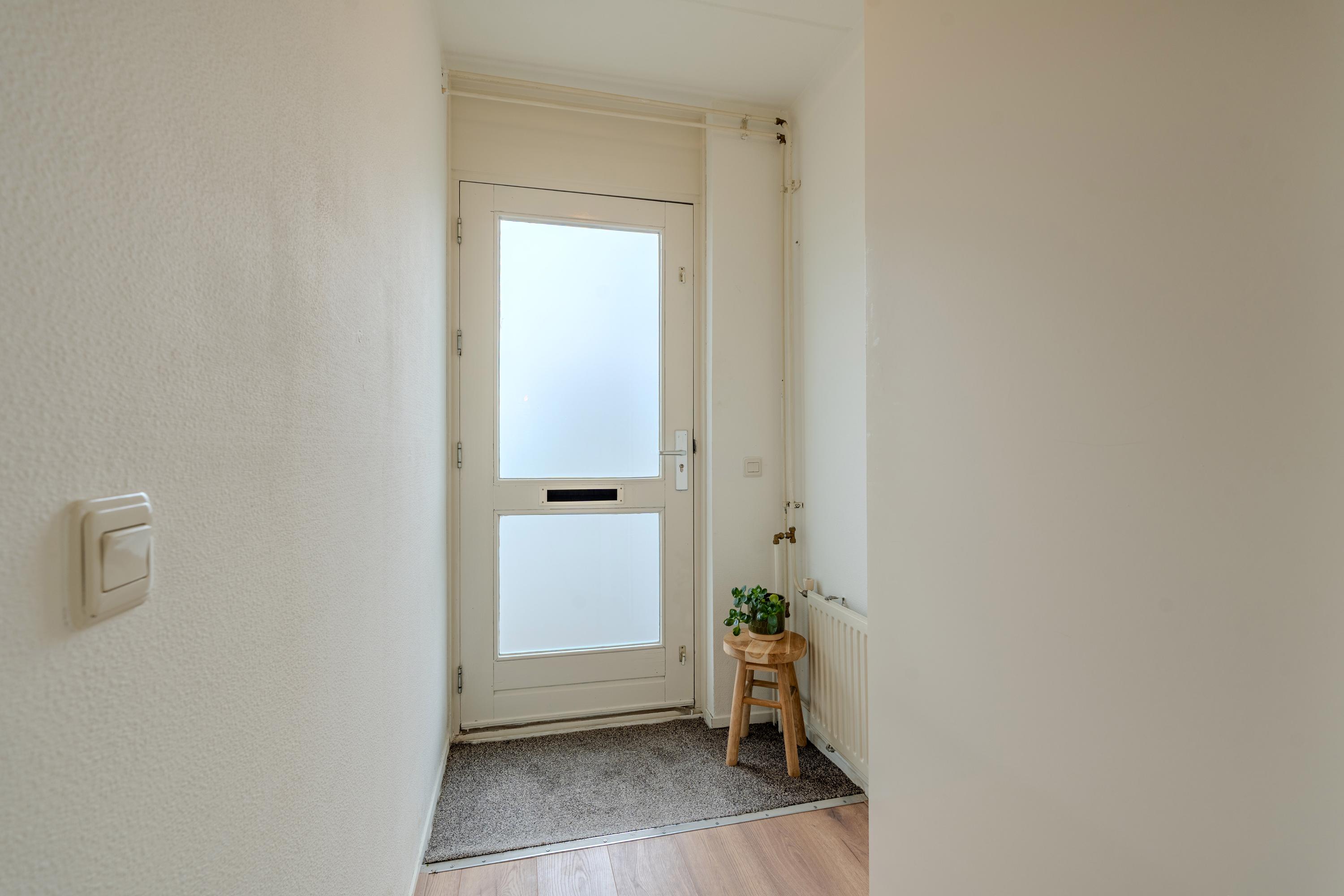 Hoekwoning te koop: Ir. C.A. Kloosterhuisstraat 11, Willemsoord